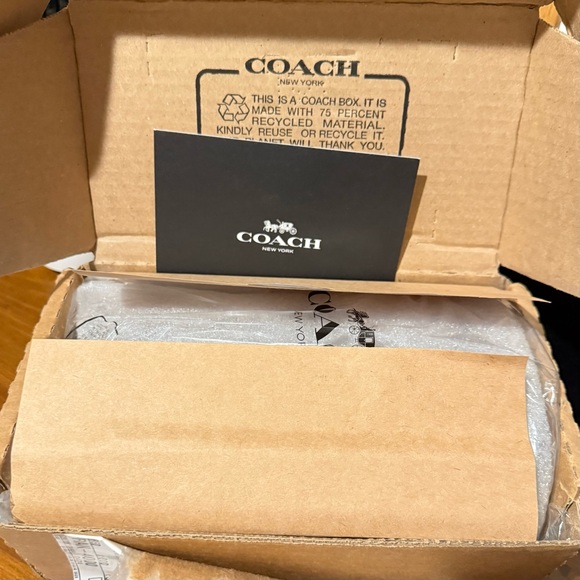 Coach Quilted Velvet Tabby Shoulder Bag 20 Merlot Clutch Crossbody CW608 NWT - Picture 7 of 7